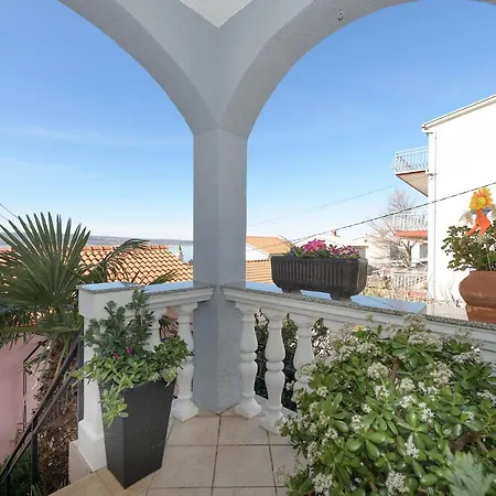 Tena Apartman Selce