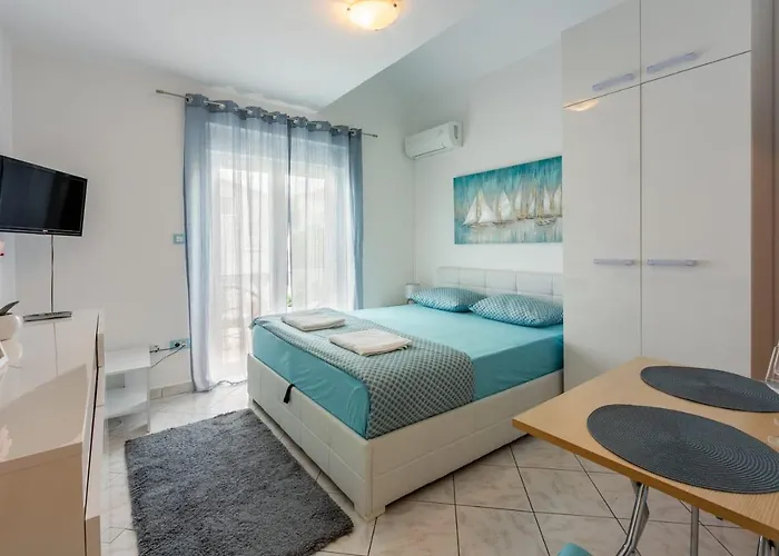 Tena Apartmán Selce