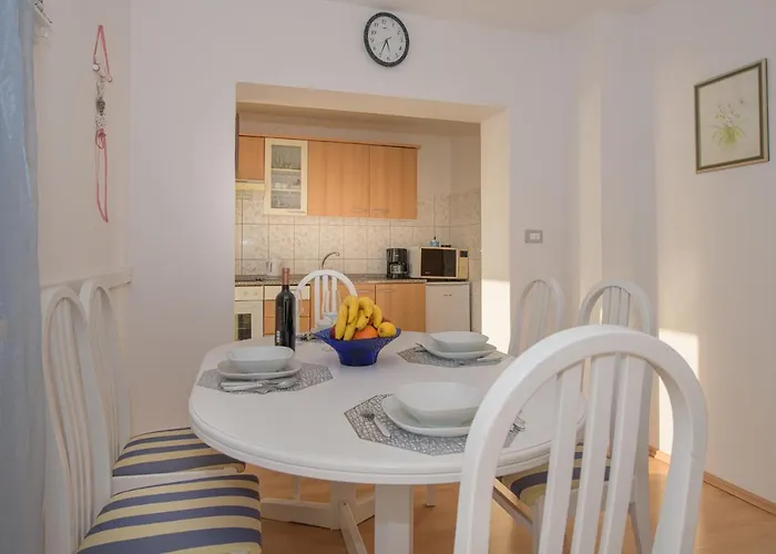 Tena Apartmán Selce