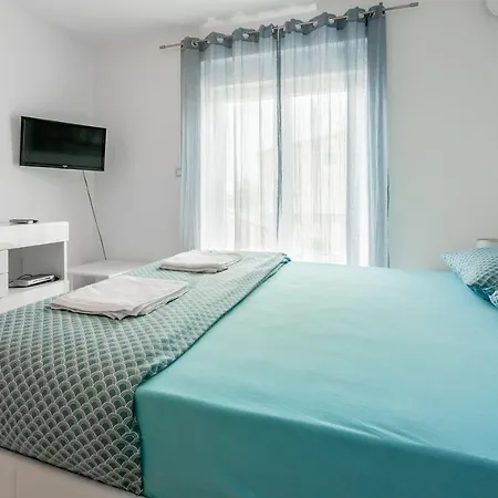 Tena Apartment