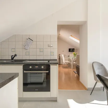 Apartment Tena