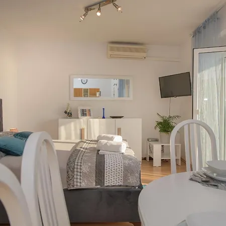 Tena Apartment Selce