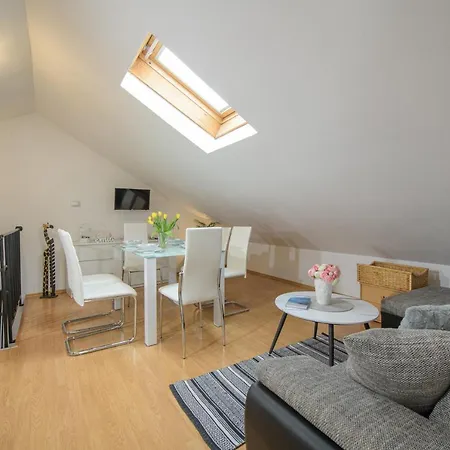 Apartment Tena