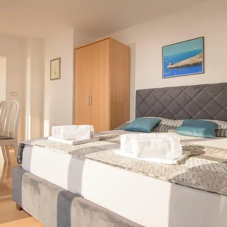 Apartment Tena *