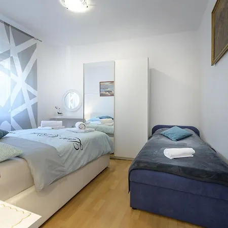 Tena Apartment Selce